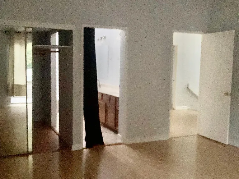 1900 Stratton Cir — Photo 17