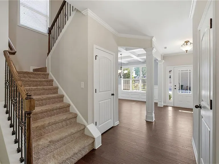 4910 Belcrest Way — Photo 9