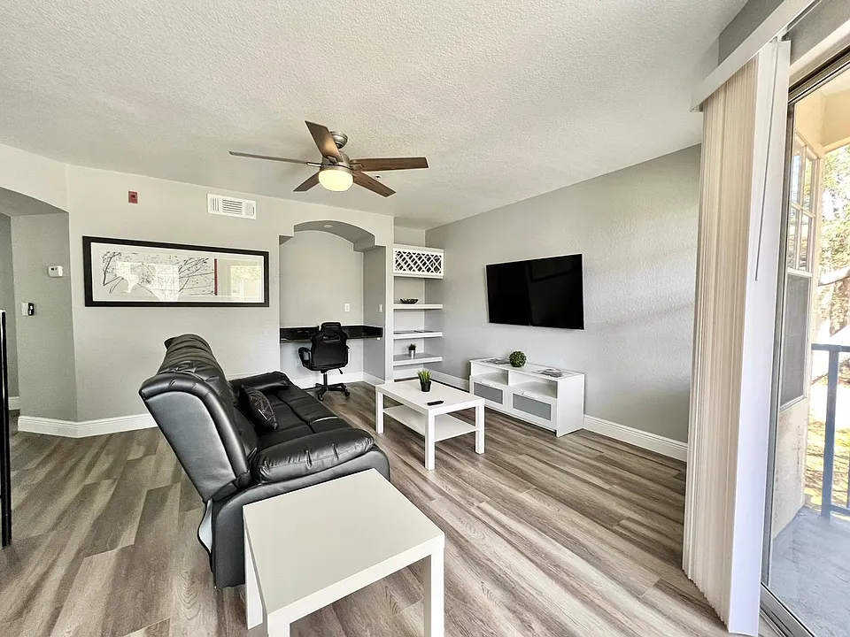 7280 Westpointe Blvd #825