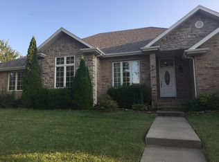 3744 W Blakey St, Springfield, MO 65810