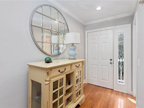 3rd image of 1050 Plantation Point Dr