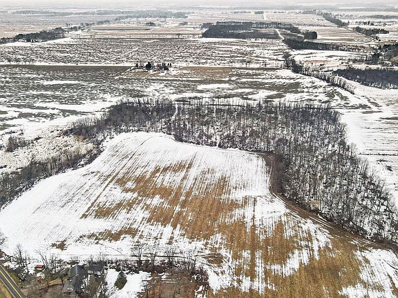 3rd image of 1000 Carver Rd