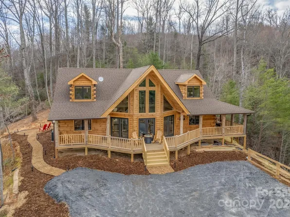 528 Clear Creek Trl, Lake Lure, NC 28746