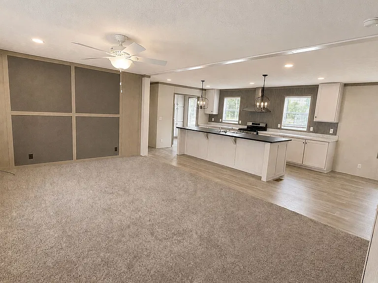 28686 N Maple St #198 — Photo 5