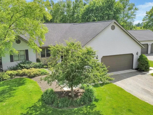 20521 NW Parkway Dr, Marysville, OH 43040