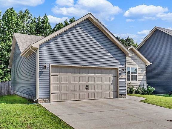 3rd image of 438 Mattingly Dr