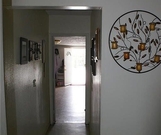 4th image of 526 S Laurel Ave