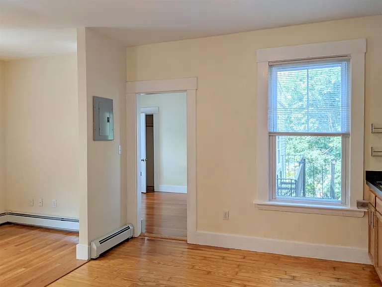 397 Washington St #2 — Photo 3