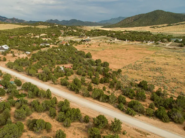 17781 W Harmony Ln, Cedar City, UT 84720