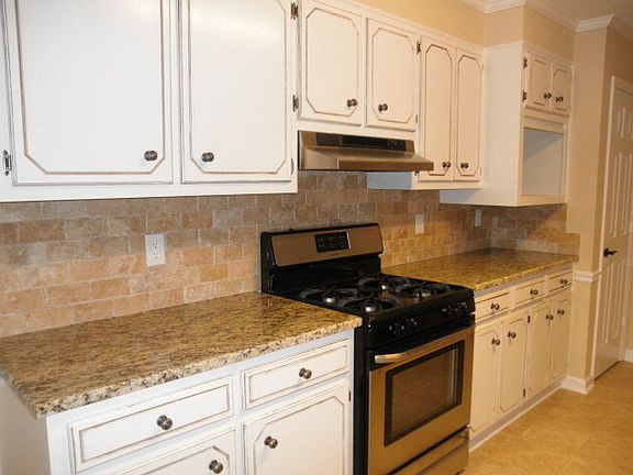 5th image of 2738 Crosshaven Dr