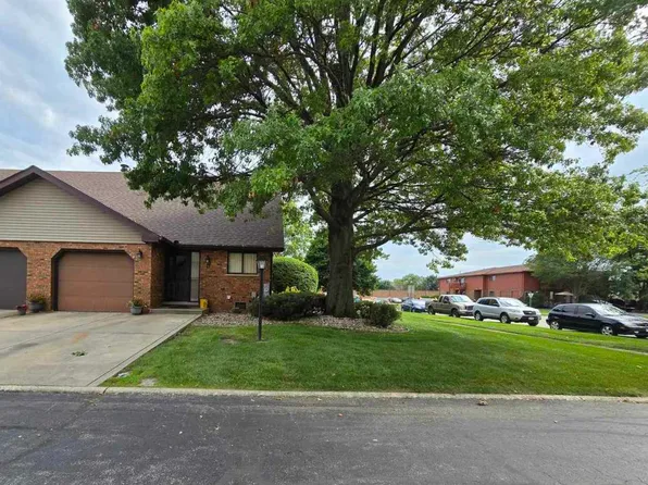 1910 Heatherway Ln Unit 11, New Lenox, IL 60451