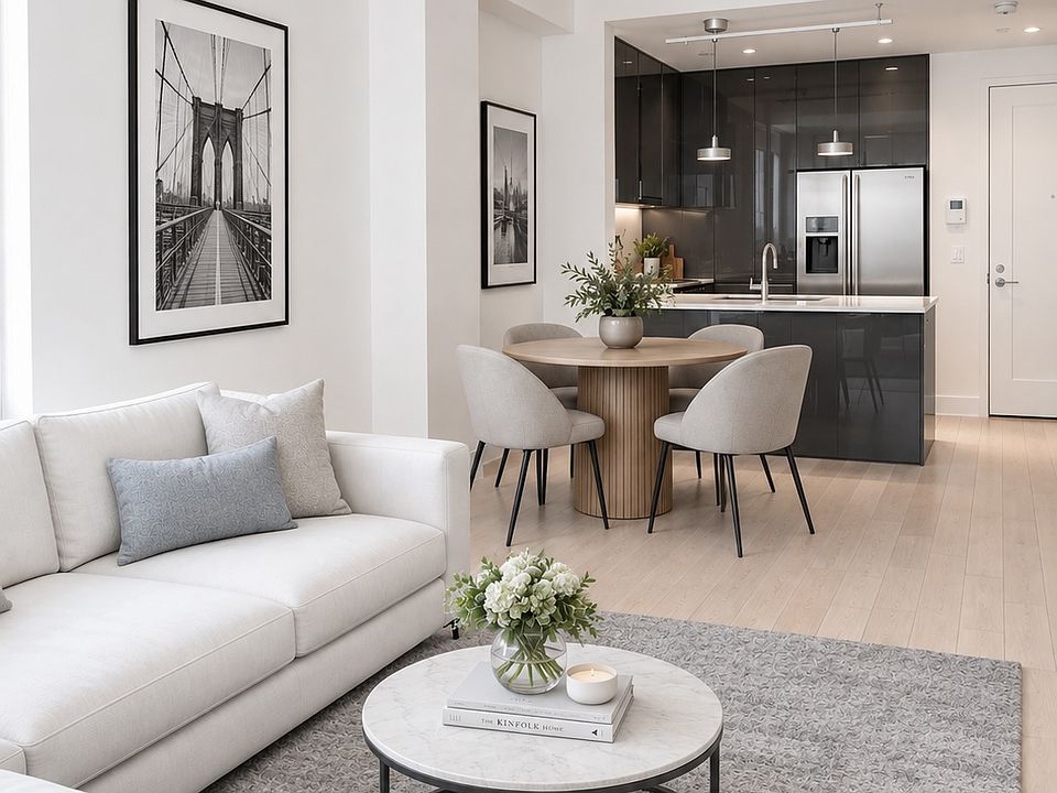 2 bed · 2 bath · 965 ft² in Long Island City, Queens
