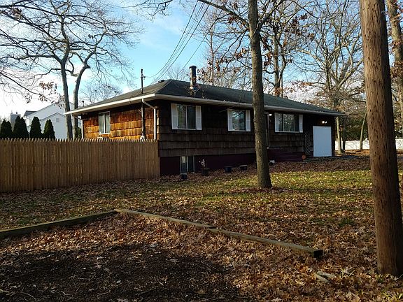 2nd image of 16 Mary Ave