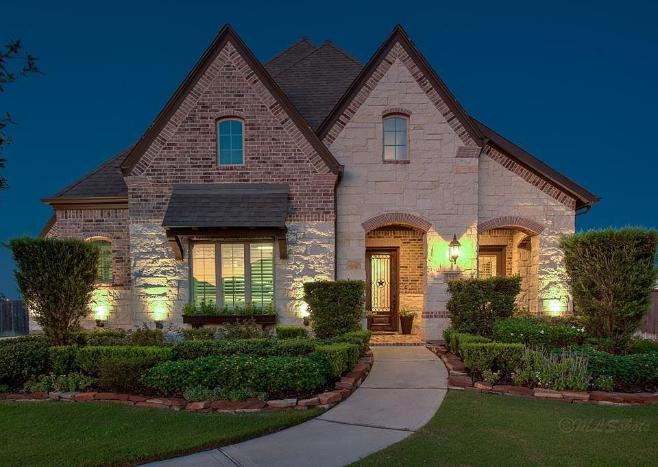 1st image of 2703 Briarstone Point Ln