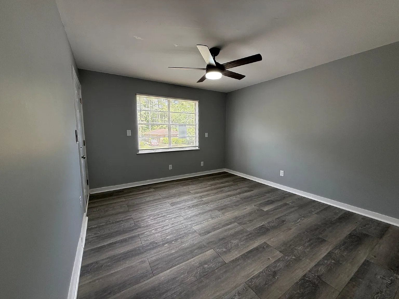 2 bed, 1.0 bath, 753 sqft, $850 — Photo 2