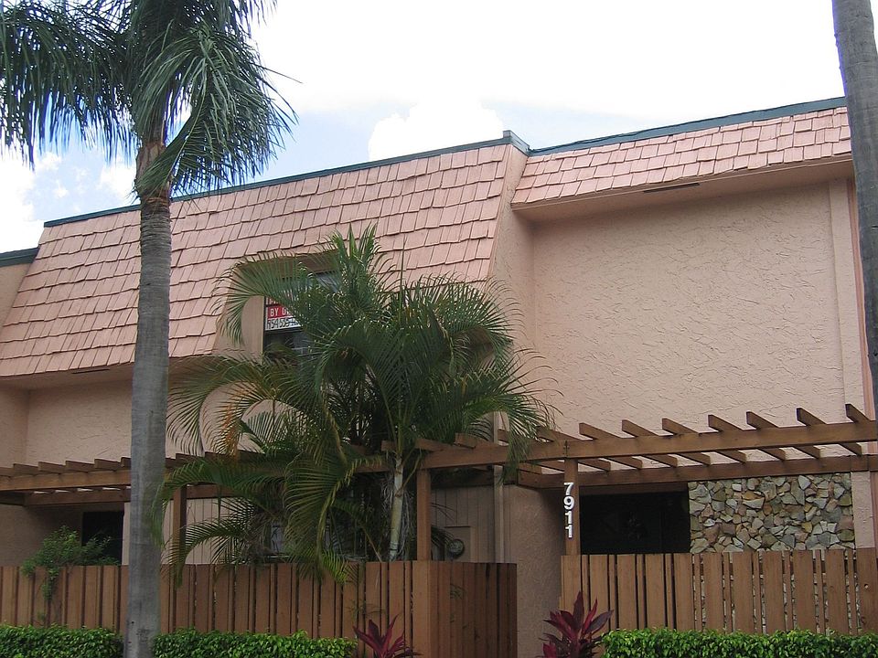 1st image of 7921 NW 11th Ct