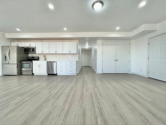 3rd image of 3065 E 2890 South Cir #3065
