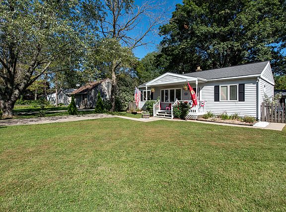3rd image of 1041 Landon Ave