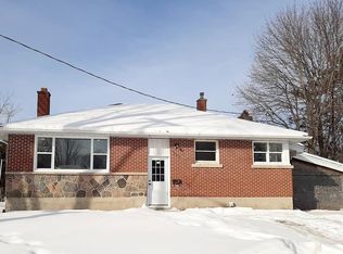 596 Cecelia St, Pembroke, ON K8A1T4