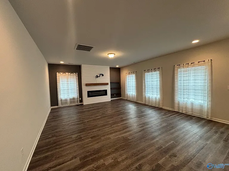 212 Oracle Cir — Photo 13