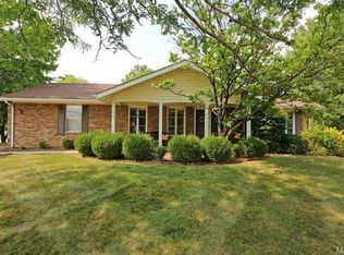 1241 Mautenne Dr, Ballwin, MO 63021