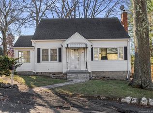 49 Lannen St, Waterbury, CT 06704