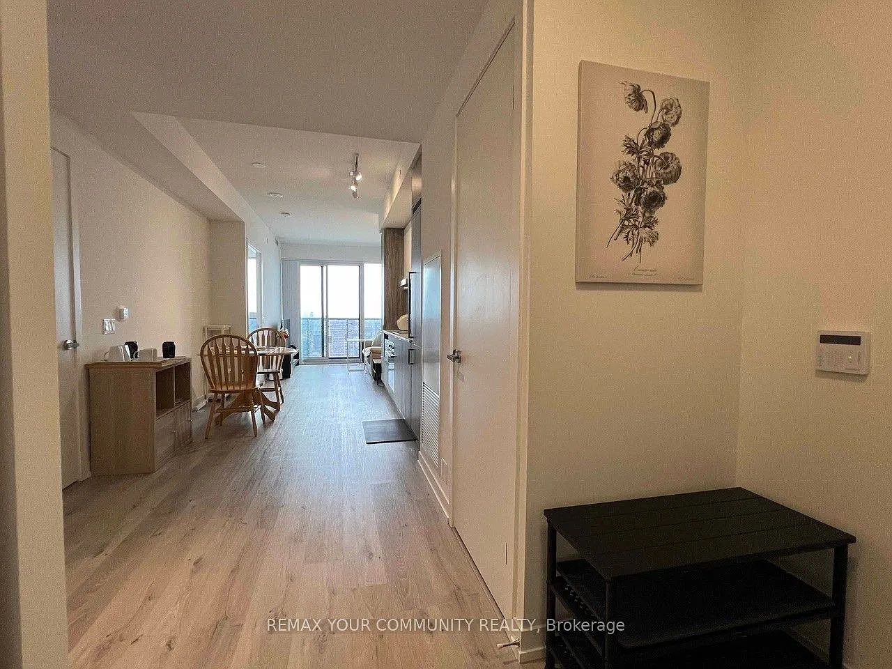 Sugar Wharf Condo East Tower — Photo 4