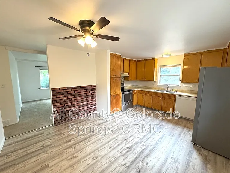 1515 Eagle View Dr — Photo 5