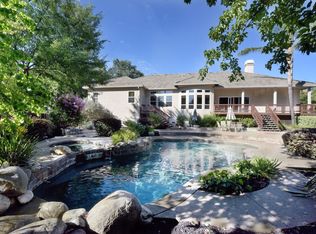 8690 Hartridge Ln, Fair Oaks, CA 95628