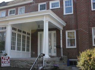 7010 Cresheim Rd, Philadelphia, PA 19119