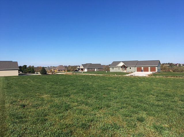 2nd image of Block Otter Ct #16-17