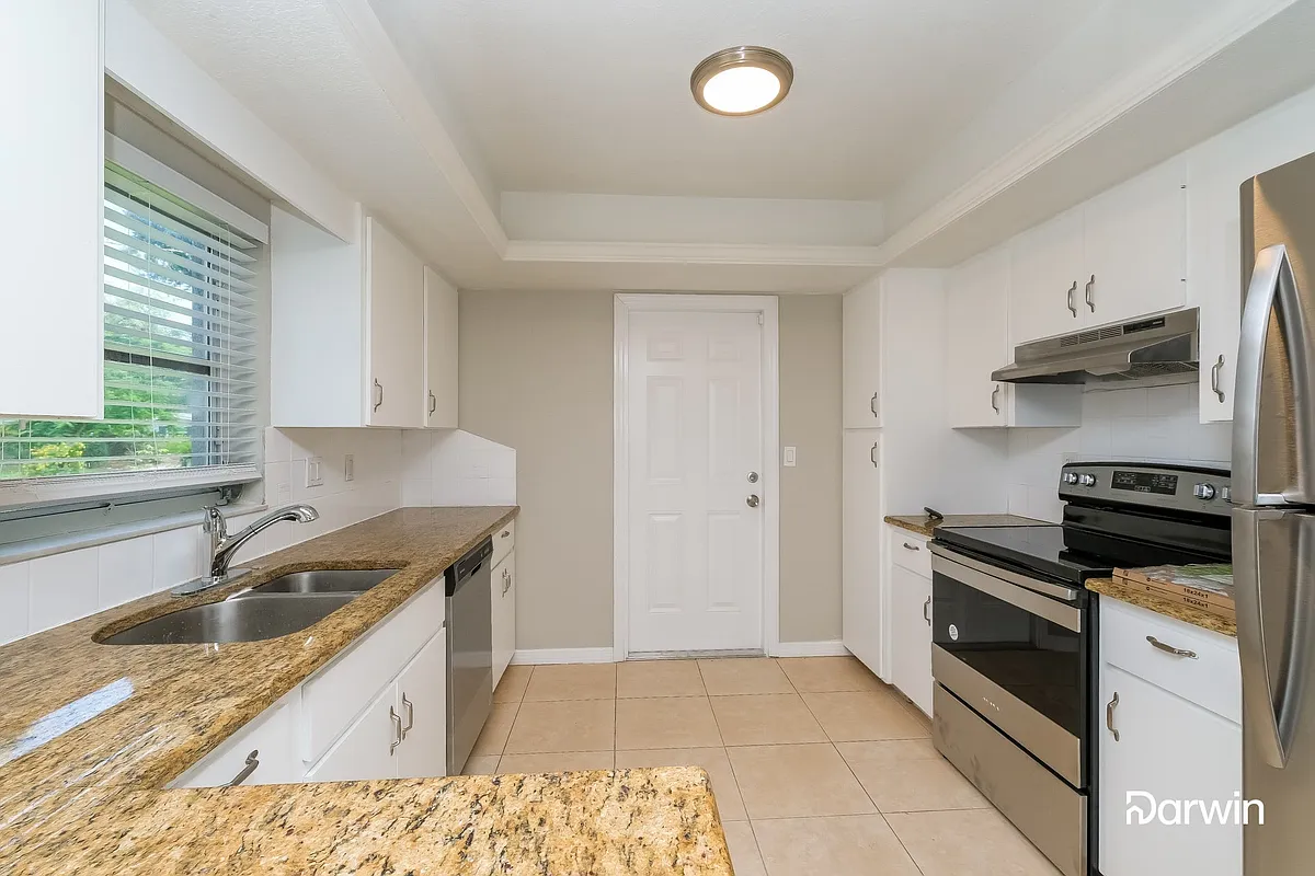 Building Photo - 3416 Dunbar Dr