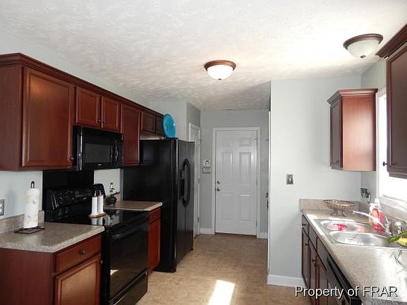 4th image of 471 Driftwood Ln