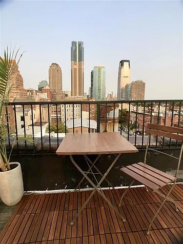 174 Grand St #4D Photo 1