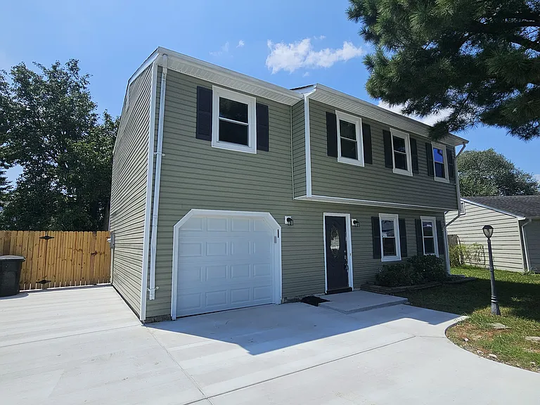 1233 Rockwood Ct — Photo 4