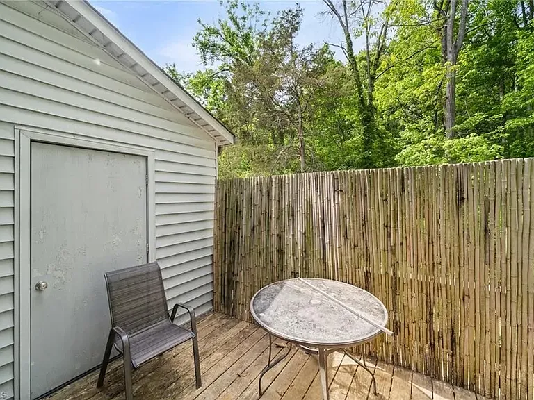 1903 E Malone Rd — Photo 20