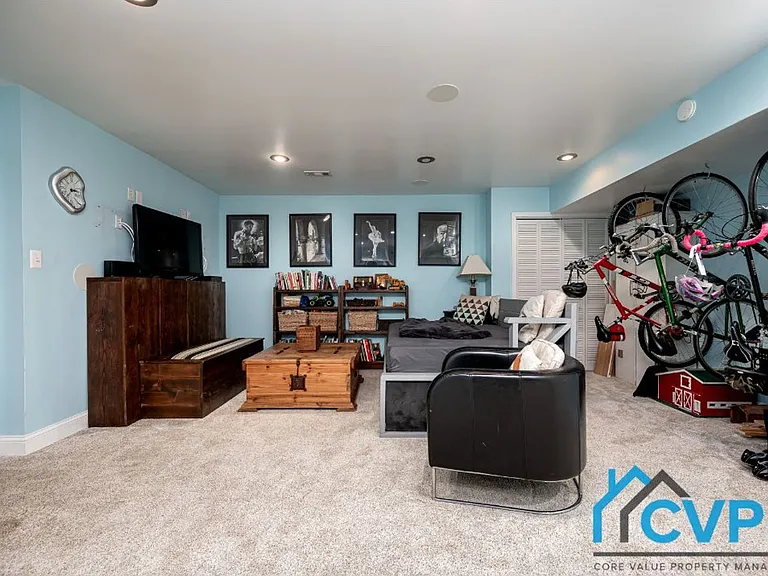 1609 Forest Hill Ct — Photo 25