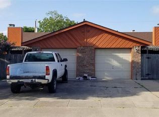 6628 Hardwick Dr #B, Corpus Christi, TX 78412