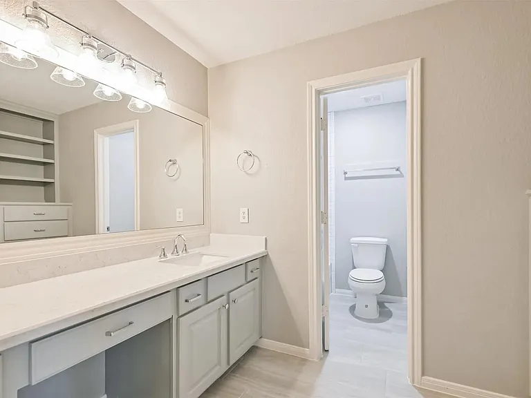 16022 Diamond Rock Dr — Photo 38
