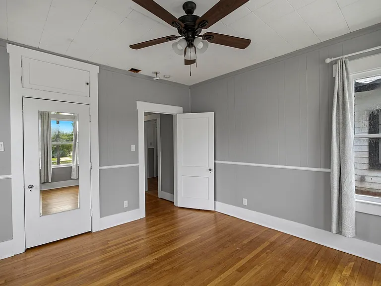 1044 W Mistletoe Ave #4 — Photo 10