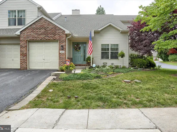 5235 Cobblestone Dr, Mechanicsburg, PA 17055