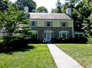 258 Fox Meadow Rd, Scarsdale, NY 10583