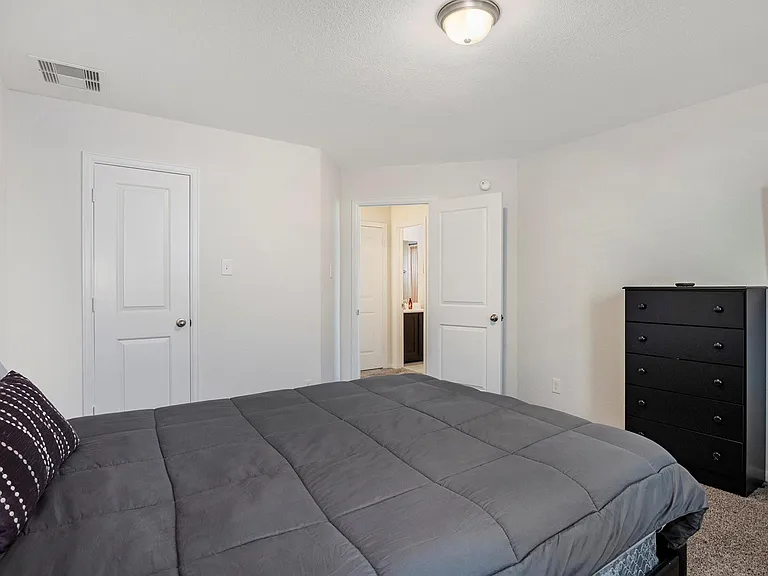 24311 Huntcliff Dr — Photo 24