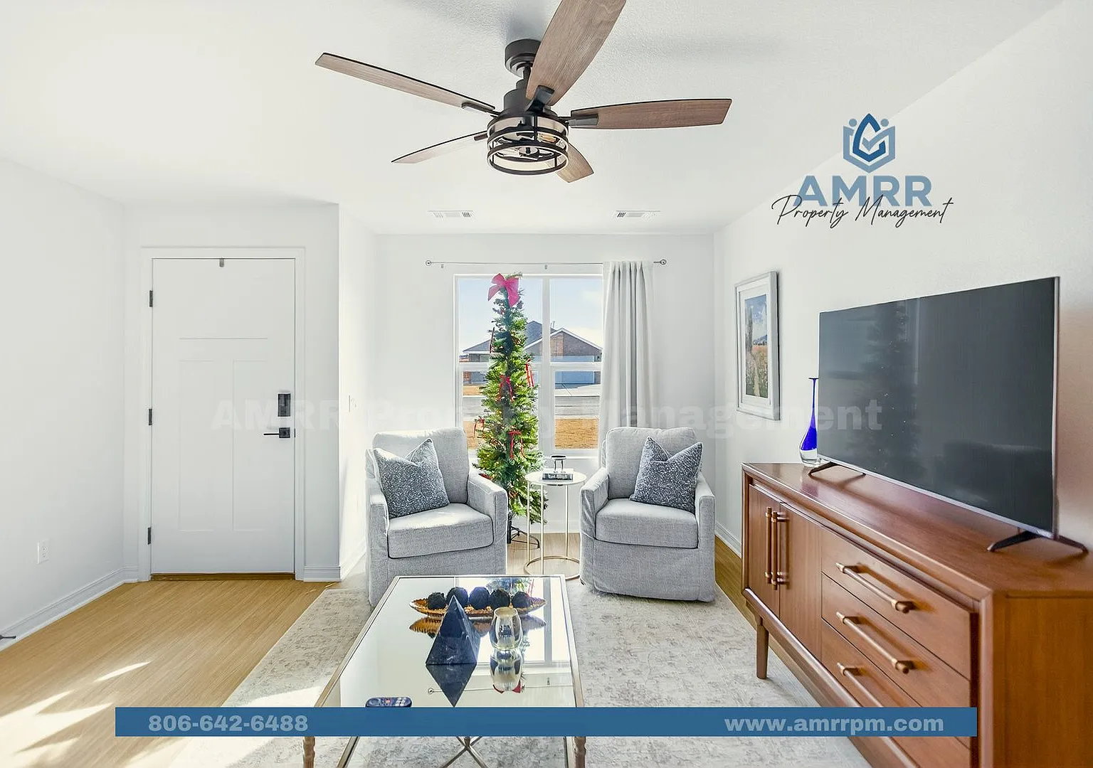 Brand New Home Located in Mesilla Park- Perfect for Modern Living! — Photo 4