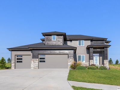 7720 N 167th Ave, Bennington, NE, 68007