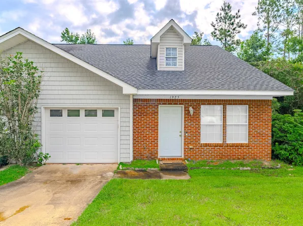 1925 Nena Hills Dr, Tallahassee, FL 32304