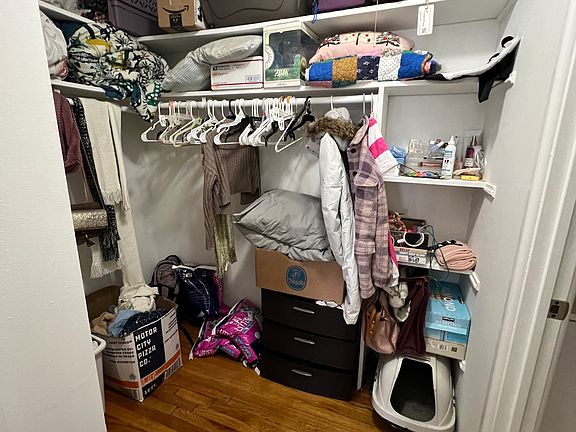 4th image of 1025 W Hollywood Ave APT 324