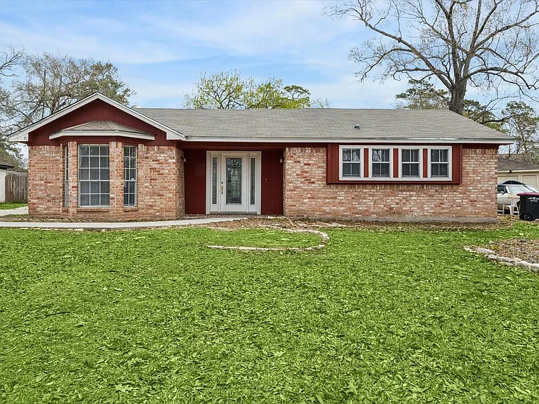 23834 English Oak Dr — Photo 1
