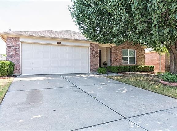 3rd image of 8349 Horseshoe Bend Dr