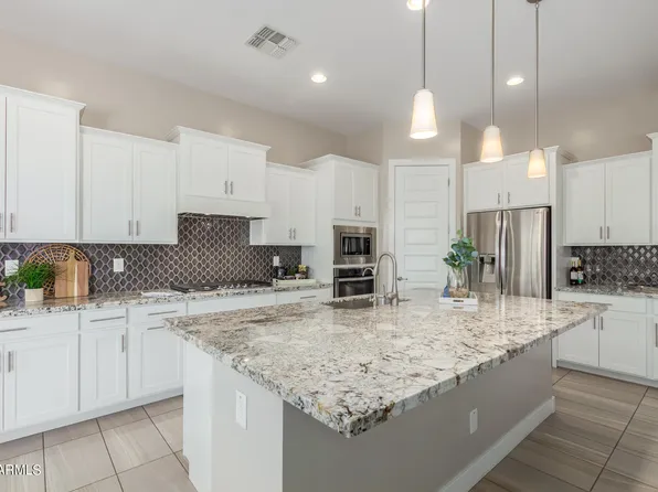 9223 W RUNNING DEER Trail, Peoria, AZ 85383